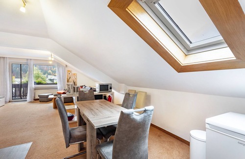 Stryck Apartment | Apartment 'Ferienwohnung 4' with Shared Garden, Balcony and Wi-Fi