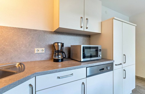 Bad Peterstal-Griesbach Apartment | Apartment 'Ferienwohnung Frechehof 74qm' with Mountain View, Private Terrace and Wi-Fi