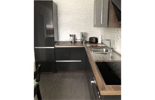 Sand Apartment | Apartment 'Ferienwohnung Frank 80qm' with Private Terrace and Wi-Fi
