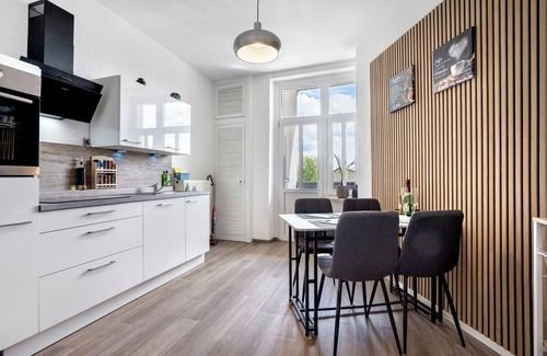 Chemnitz Apartment | Apartment 'Ferienwohnung Chemnitz City' with Balcony and Wi-Fi