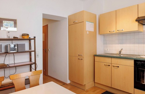 Naumburg Apartment | Apartment 'Ferienwohnung' with Wi-Fi
