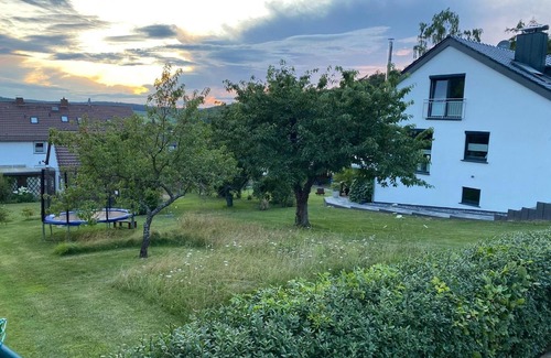 Naumburg Apartment | Apartment 'Fewo Bei Freunden' with Mountain View, Wi-Fi and Air Conditioning