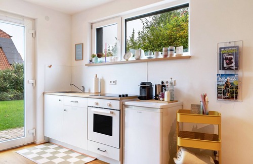 Oberschopfheim Apartment | Apartment 'Fewo Kleines Glück' with Private Terrace and Wi-Fi