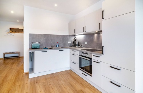 Ravensburg Apartment | Apartment 'Fichte' with Balcony and Wi-Fi