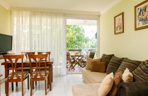 Balatonoszod Apartment | Apartment Figo by Interhome