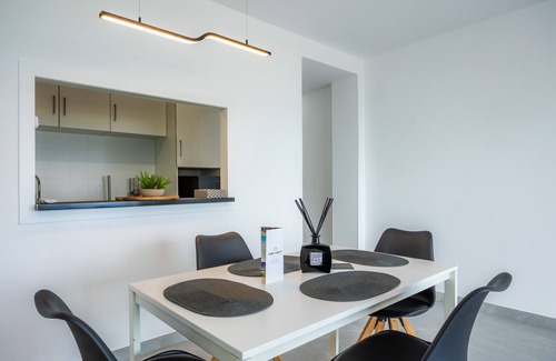 Calvia Apartment | Apartment 'First Line Mediterranean' with Sea View, Wi-Fi and Air Conditioning