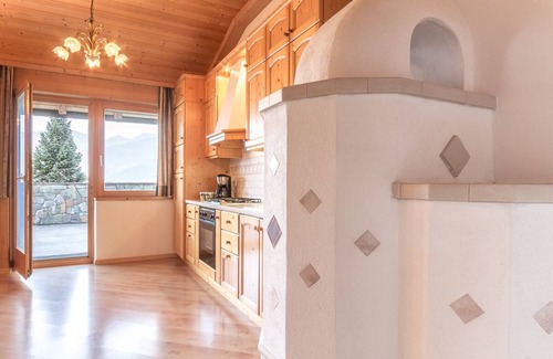 Feldthurns Apartment | Apartment for 2-4 people with a large terrace and sauna as well as a tiled stove