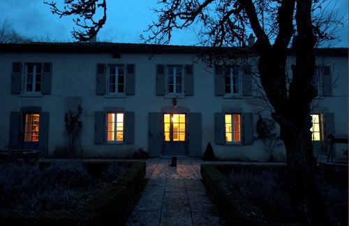 Scille Apartment | Apartment for 2-4 people in a Beautiful Garden Setting