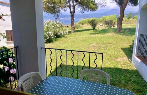 Calcatoggio Apartment | Apartment for 2 people in the heart of the Pevani estate