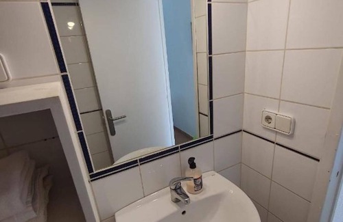 Es Pujols Apartment | Apartment 'Formentera Suite 14' with Balcony, Wi-Fi and Air Conditioning