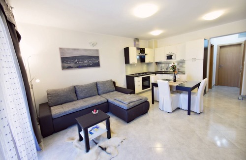 Sibenik Apartment | Apartment Fortuna Zlarin
