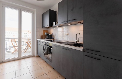 Dessau Apartment | Apartment 'Friedi Am Bauhausmuseum' with Balcony and Wi-Fi