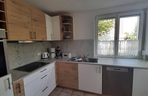 Langenargen Apartment | Apartment 'Funk' with Private Terrace, Private Garden and Wi-Fi