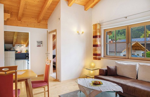 Oberammergau Apartment | Apartment 'Gallist' with Mountain View, Balcony and Wi-Fi