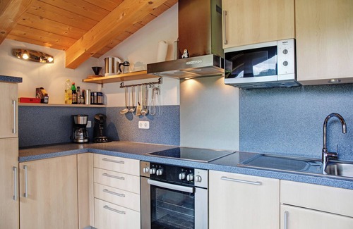 Oberammergau Apartment | Apartment 'Gallist' with Mountain View, Balcony and Wi-Fi