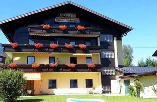 Strobl Apartment | Apartment garden view - Apartment house Roland