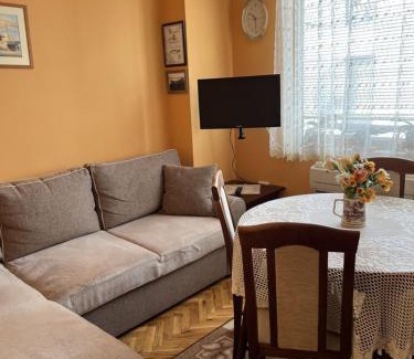Old Town Apartment | Apartment Geni