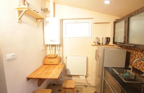Sololaki Apartment | Apartment Gergeti