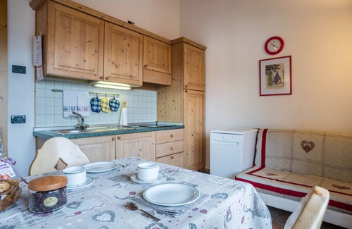 Gionghi-Cappella Apartment | Apartment 'Giongo Residence Aparthotel 201' with Mountain View, Shared Terrace and Wi-Fi