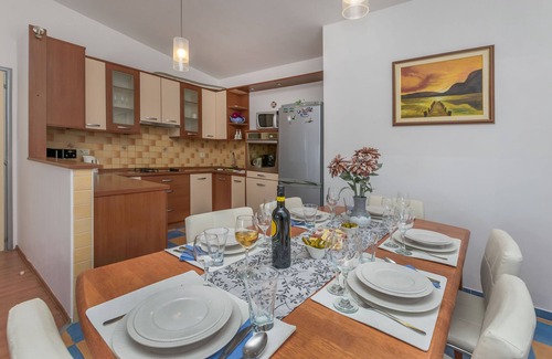 Omis Apartment | Apartment Goge (14971-A1) - Omis