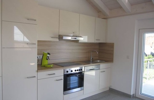 Salem Apartment | Apartment 'Golden Delicious' with Shared Terrace, Shared Garden and Wi-Fi