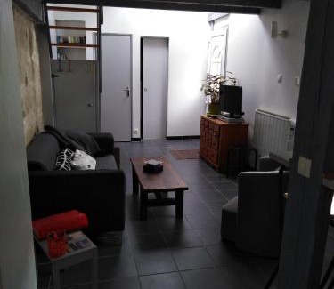 Nazelles-Negron Apartment | Apartment Gwendoline