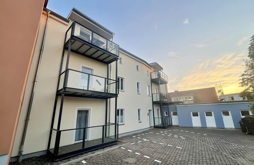 Altefaehr Apartment | Apartment 'Hafenblick' with Sea View, Private Terrace and Wi-Fi