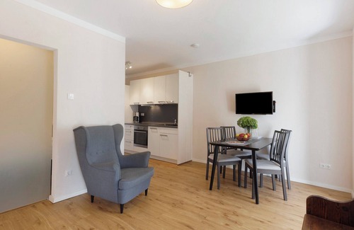 Balve Apartment | Apartment 'Halla' with Private Terrace, Shared Garden and Wi-Fi