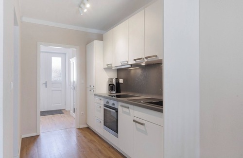 Balve Apartment | Apartment 'Halla' with Private Terrace, Shared Garden and Wi-Fi