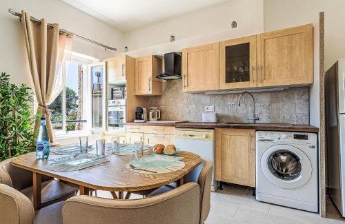 Guerrevieille Apartment | Apartment Hameau de Guerrevieille by Interhome