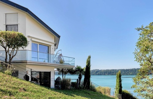 Sipplingen House | Apartment 'Haus Seeblick' with Lake View, Private Terrace and Wi-Fi