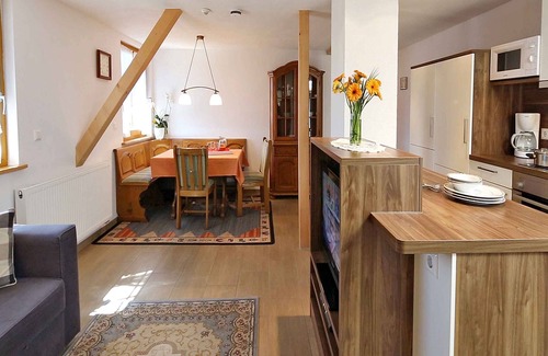 Sankt Maergen Apartment | Apartment 'Holzschopf' with Mountain View, Private Terrace and Wi-Fi