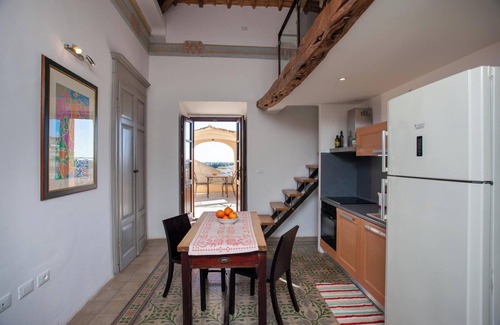 Orosei Apartment | Apartment "Hora Est" with Sea View, Terrace & Wi-Fi