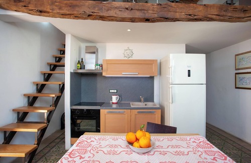 Orosei Apartment | Apartment "Hora Est" with Sea View, Terrace & Wi-Fi