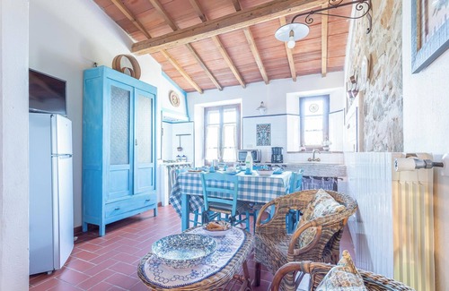 Magliano in Toscana Other | Apartment Il Tiglio with Shared Pool, Garden & Wi-Fi