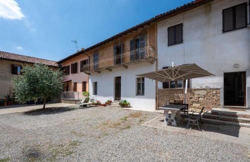 Grazzano Badoglio Apartment | Apartment Il Borghetto-2 by Interhome