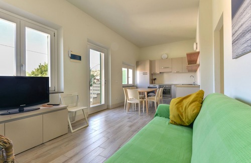 Campo nell'Elba Apartment | Apartment 'Il Quartiere - Giglio' with Sea View, Terrace & Wi-Fi