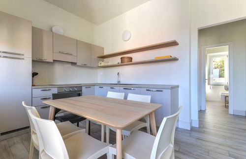 Campo nell'Elba Apartment | Apartment 'Il Quartiere - Giglio' with Sea View, Terrace & Wi-Fi