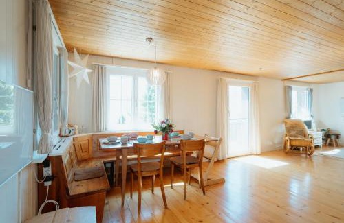 Amden Apartment | Apartment im Chalet zum Rad