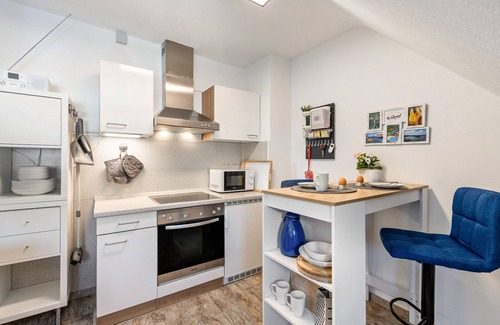 Plettenberg Apartment | Apartment 'Im Elsetal' with Private Garden, Balcony and Wi-Fi
