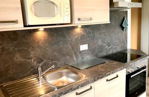 Tettnang Apartment | Apartment 'Im Erdgeschoss' with Private Terrace, Shared Garden and Wi-Fi