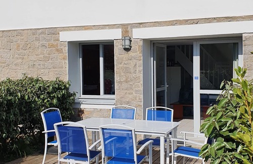 Batz-sur-Mer Apartment | Apartment in 3* Tourist Residence with direct, secure beach access
