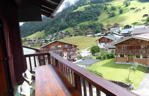 Areches Apartment | Apartment in 4-storey chalet building