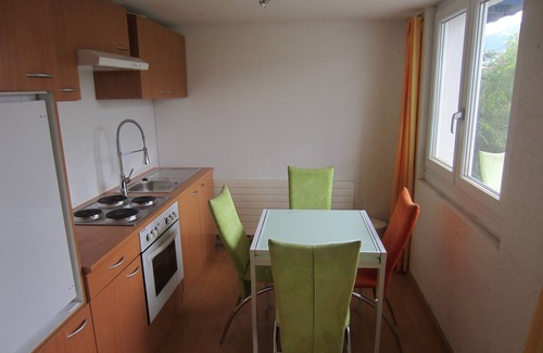 Buochs Apartment | Apartment in a family house with stunning views of the lake and mountains