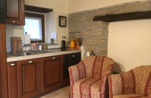Olmo Gentile Apartment | Apartment in a fantastic panoramic position with full kitchen and 2 bathrooms