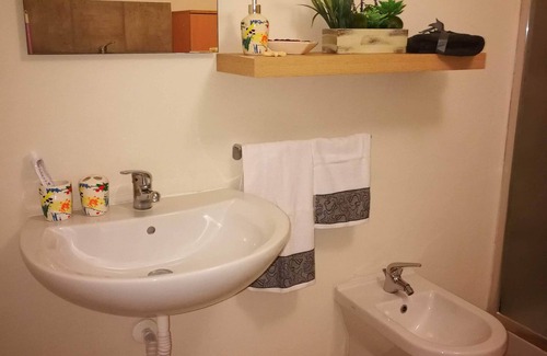 Capoterra Apartment | Apartment in a private villa with garden