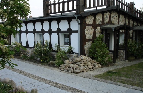 Godern Apartment | Apartment in a quiet location, 2 minutes walk. to the lake, 10 km before the Landesh. Schwerin