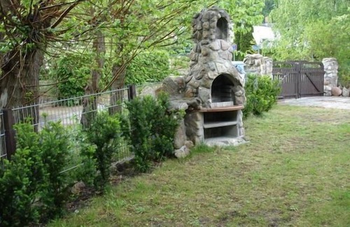 Godern Apartment | Apartment in a quiet location, 2 minutes walk. to the lake, 10 km before the Landesh. Schwerin