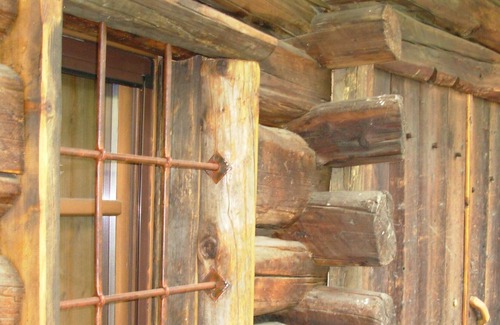 Epinel Apartment | Apartment in a typical mountain building in the Park of Gran Paradiso