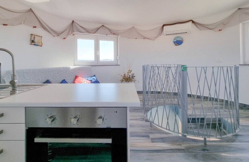 Dajla Apartment | Apartment in an old grain silo, for a unique vacation